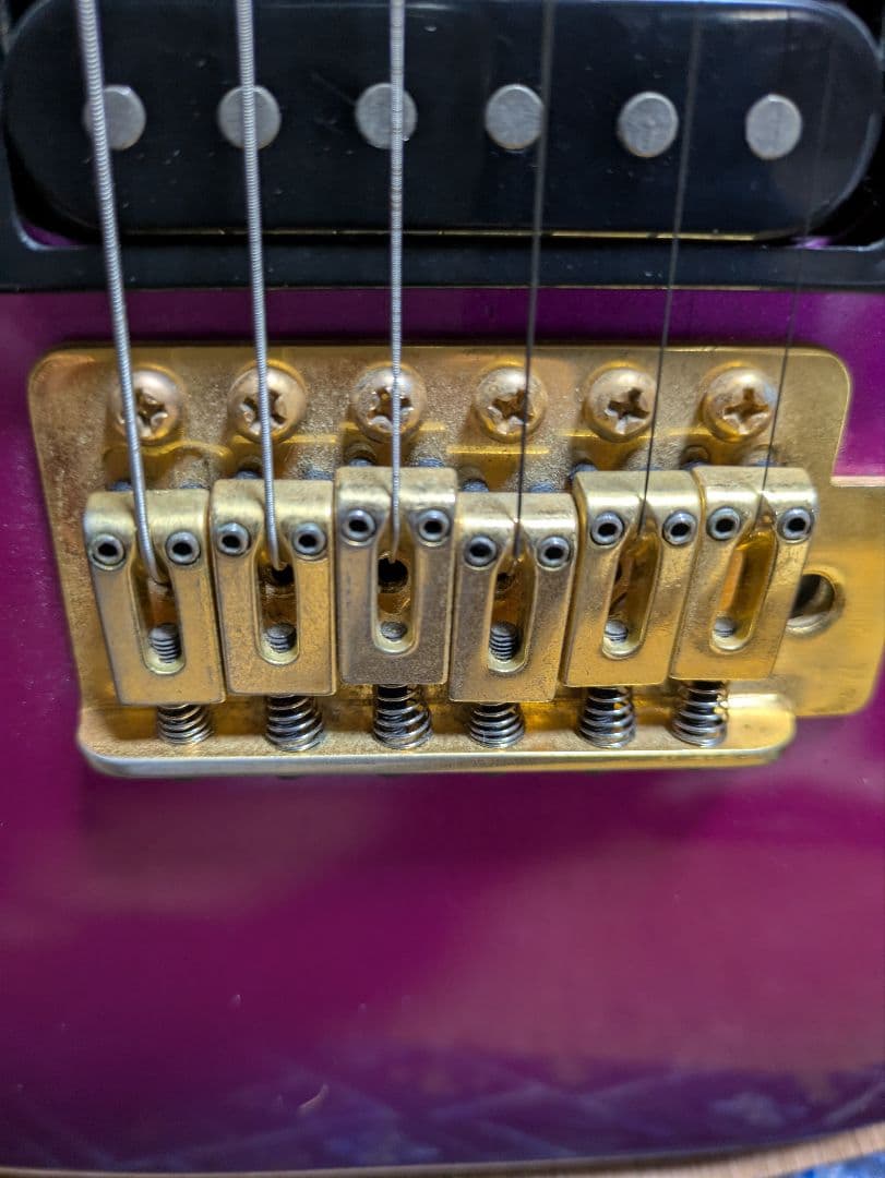 アリアプロⅡ　パープル エレキギター