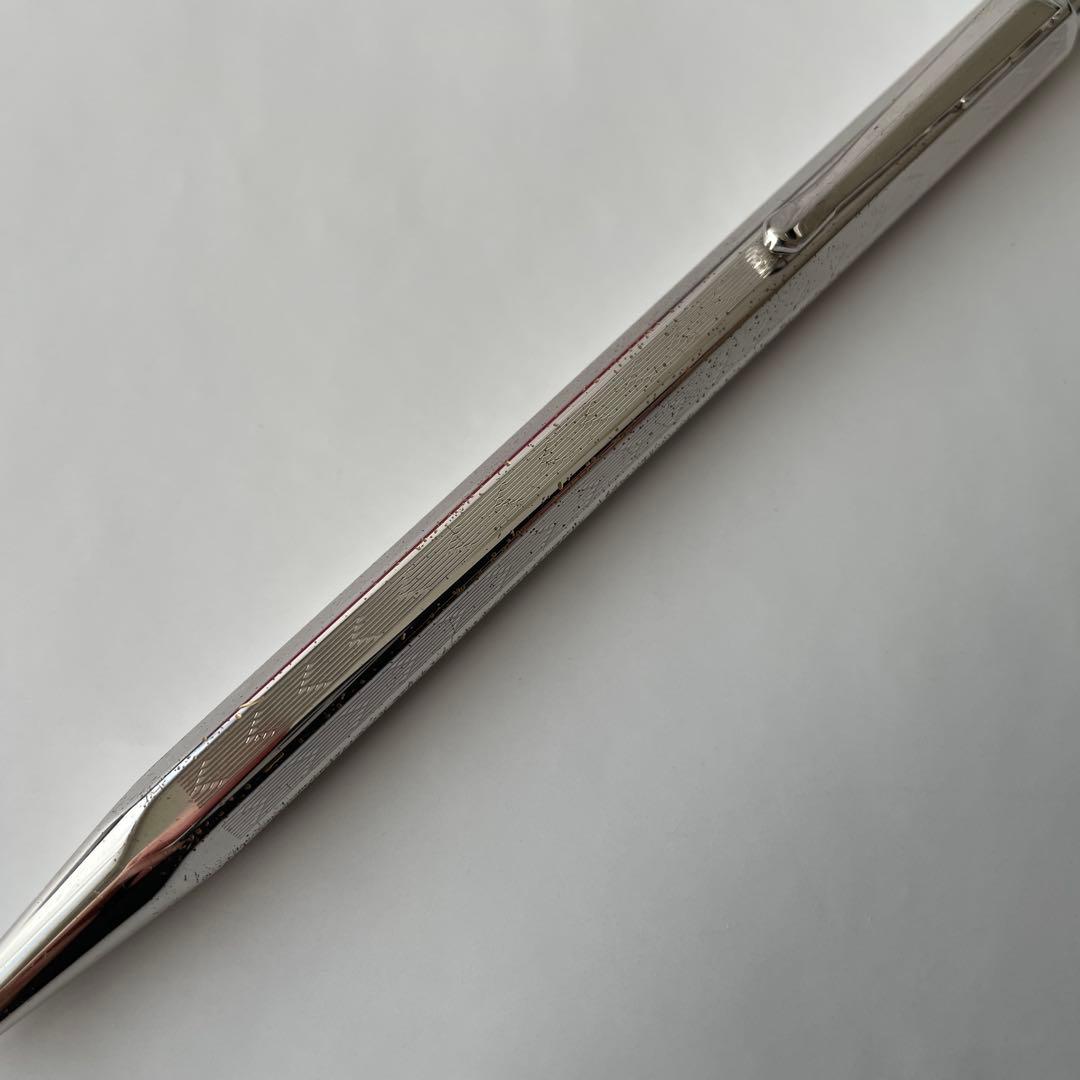 CARAN D'ACHE エクリドール シェブロン