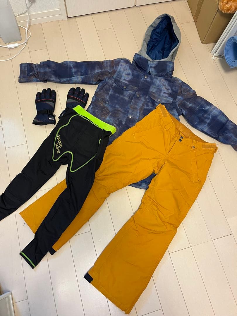 Burton スノーボードウェア　キッズ（4点セット）