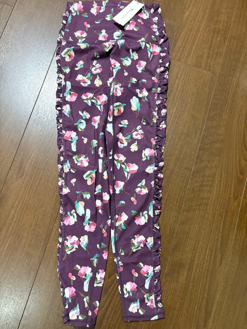 【SUKALA】スカーラ ローズプリントレギンス 新品タグ付き S