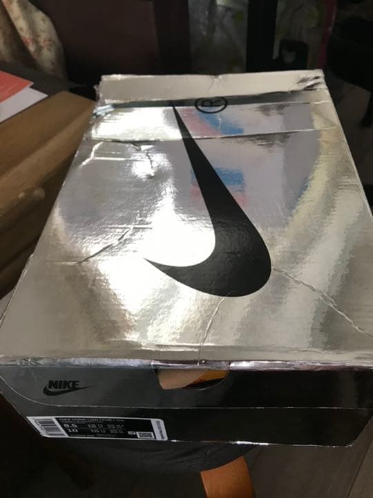 ナイキ箱