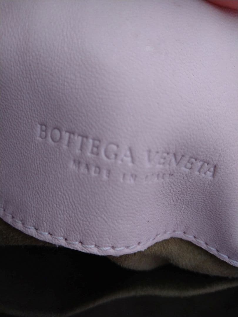 ボッテガヴェネタ　レア　ピンク