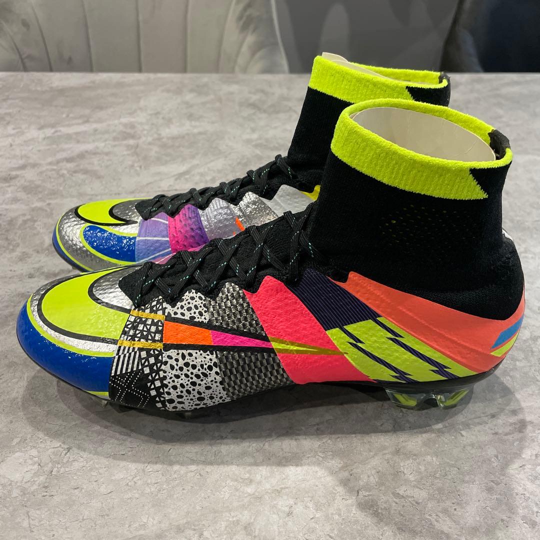 ナイキ　ワットザ(WHAT THE)マーキュリアルスーパーフライ　25.5cm