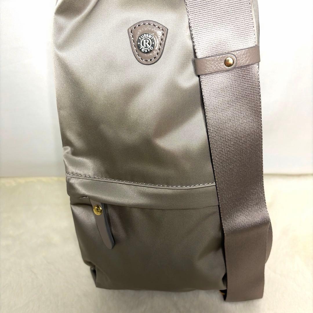 russet ボディバッグ【THE CLOUDS NYLON】　ユニセックス