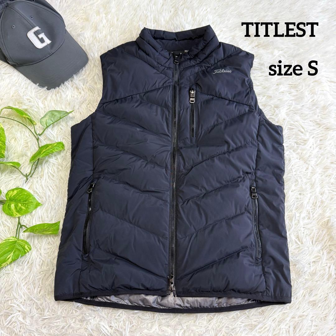【タイトリスト】極美品 中綿ベスト 肉厚 ブラック Sサイズ レディース