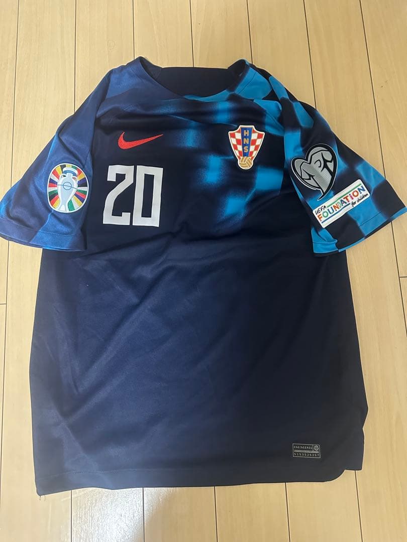 Nike グヴァルディオル　クロアチア代表ユニフォーム　パッチ付き　2022WC