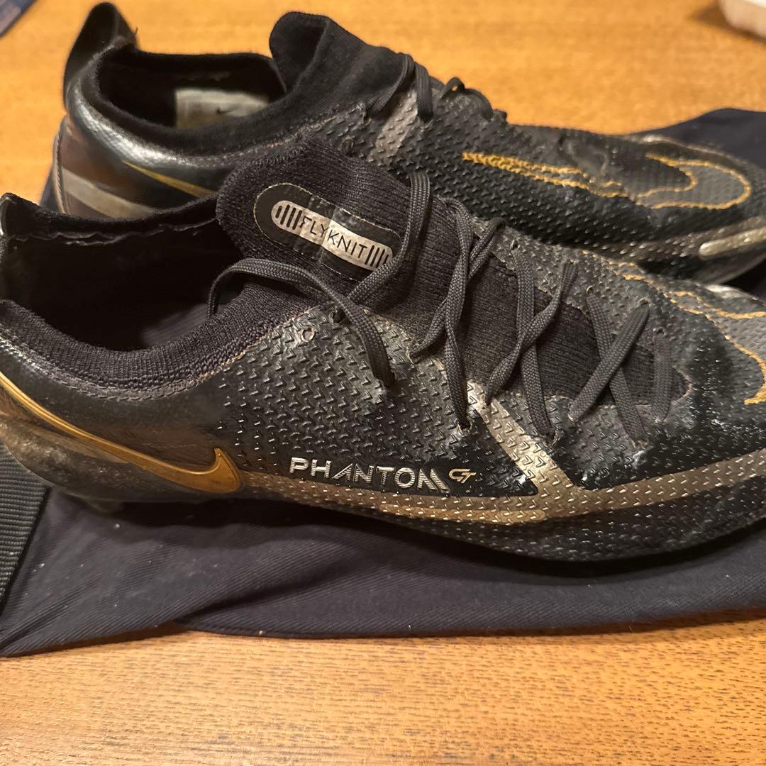 Nike Phantom GT スパイクシューズ ブラック/ゴールド