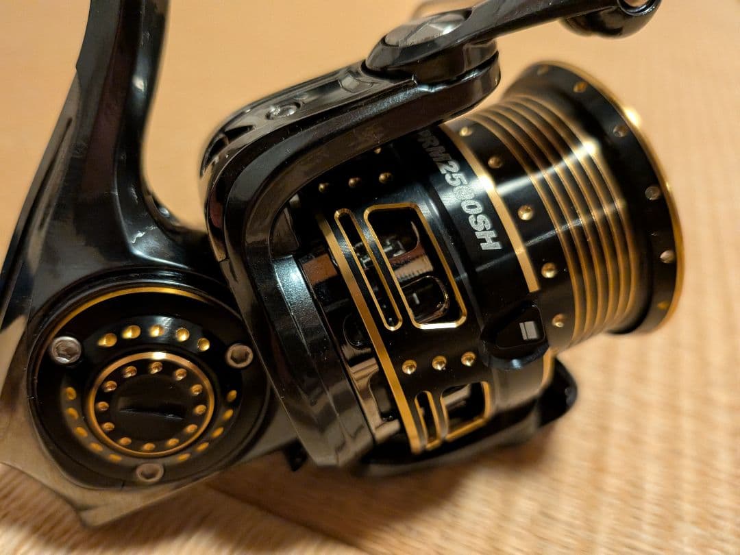 ABU アブガルシア REVO PRM2500SH