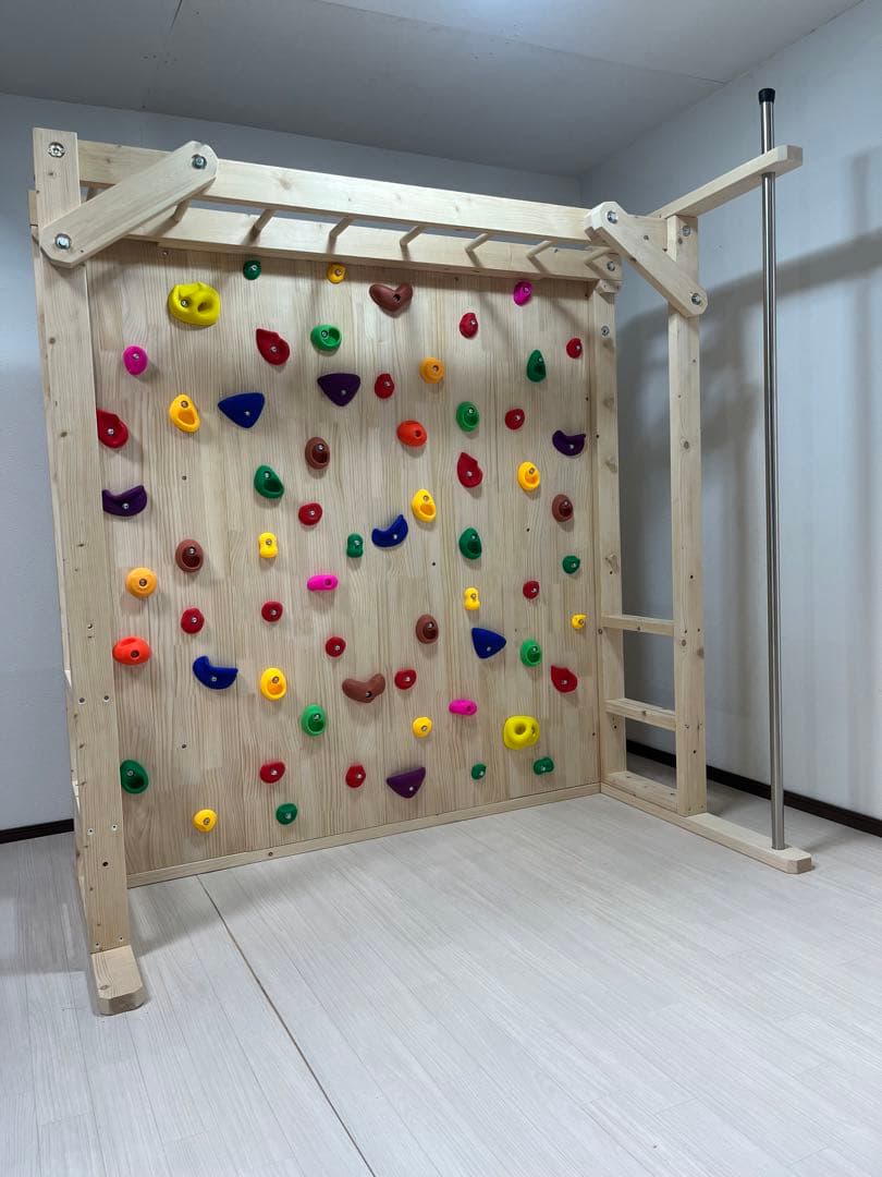 雲梯　室内うんてい　タイプA   木目の綺麗なボルダリング