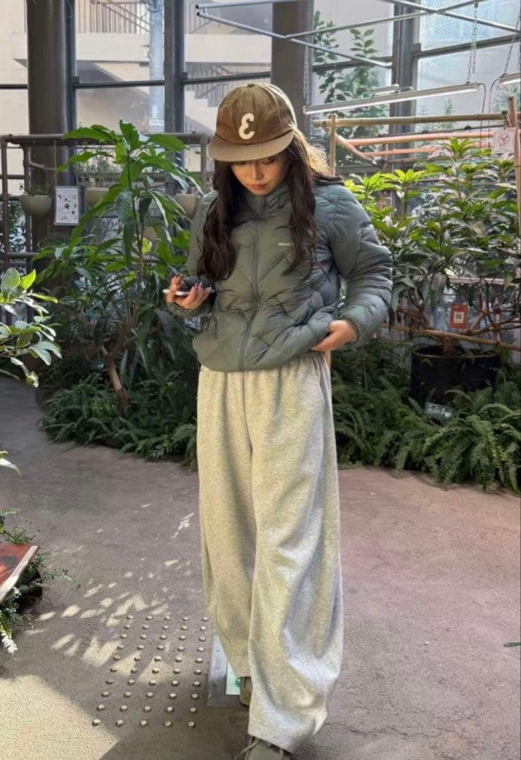 さ*な様 montbell 水色 ネージュダウン レディースL 袋付き