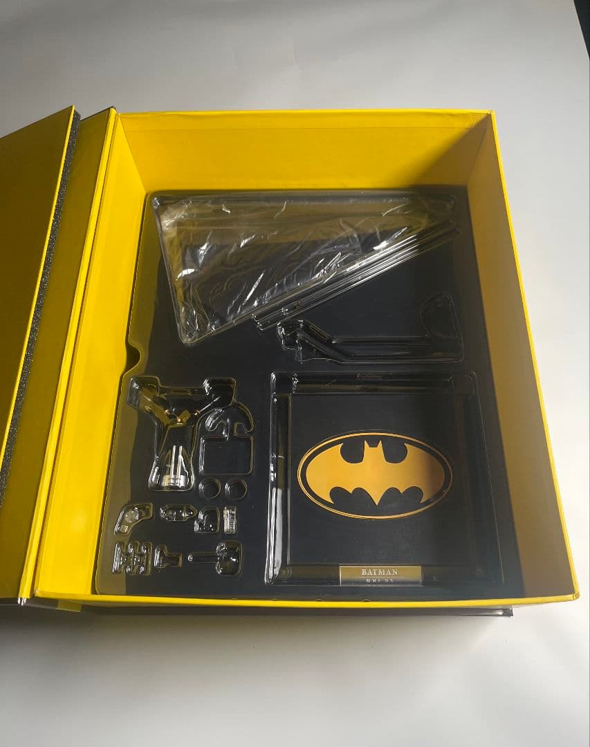 ホットトイズ1/6 バットマンDX09 カスタムケープマント付き