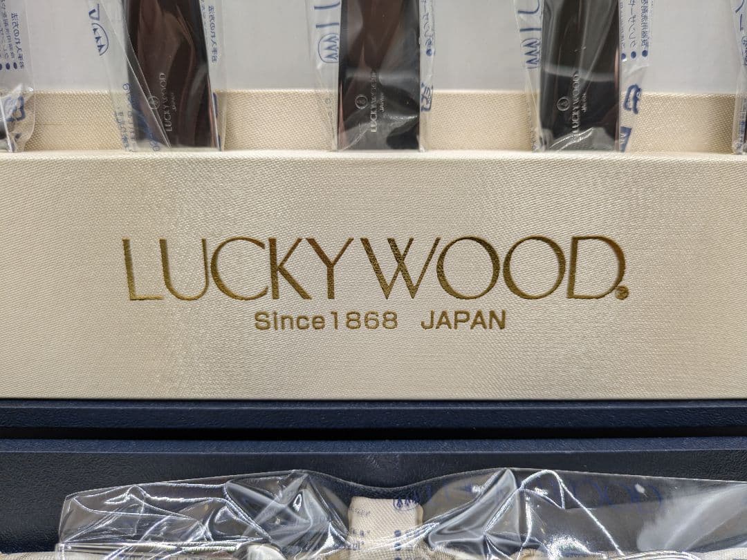 B【未使用品】LUCKYWOOD カトラリーセット 計25本 ステンレス