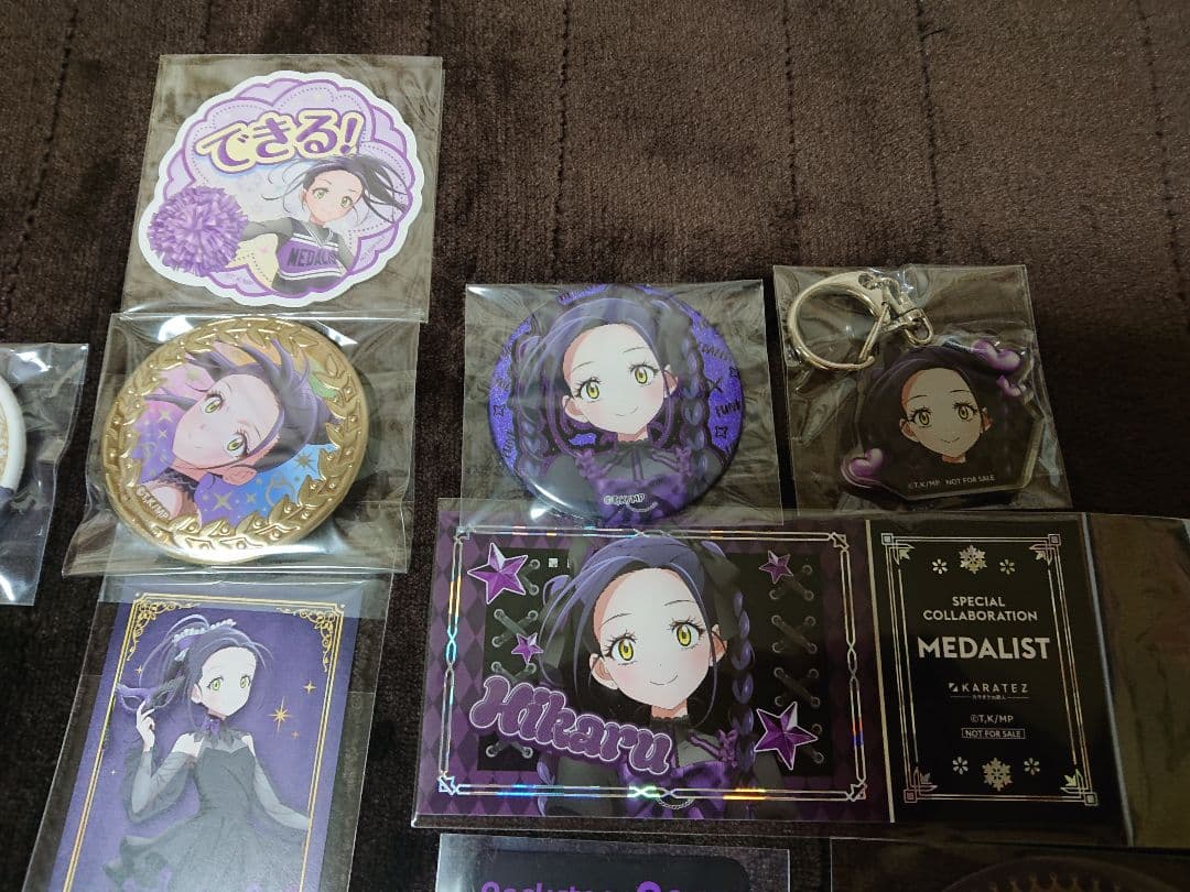 メダリスト 狼嵜光 グッズいろいろ アクリルスタンド 缶バッジ ステッカー 紙類
