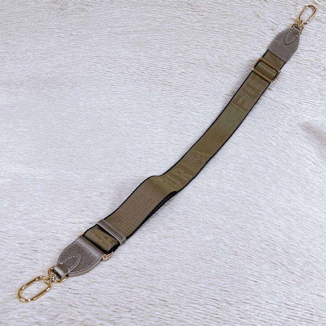 ✨極美品✨フルラ FURLA ロゴ入りショルダーベルト ゴールド金具