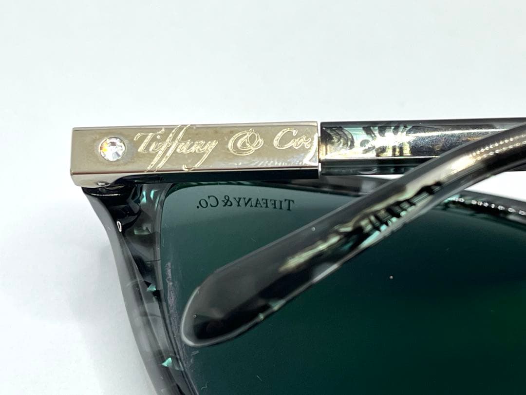 h711 ティファニー　ダイヤモンド付き　サングラスTF4051-B ダイヤ