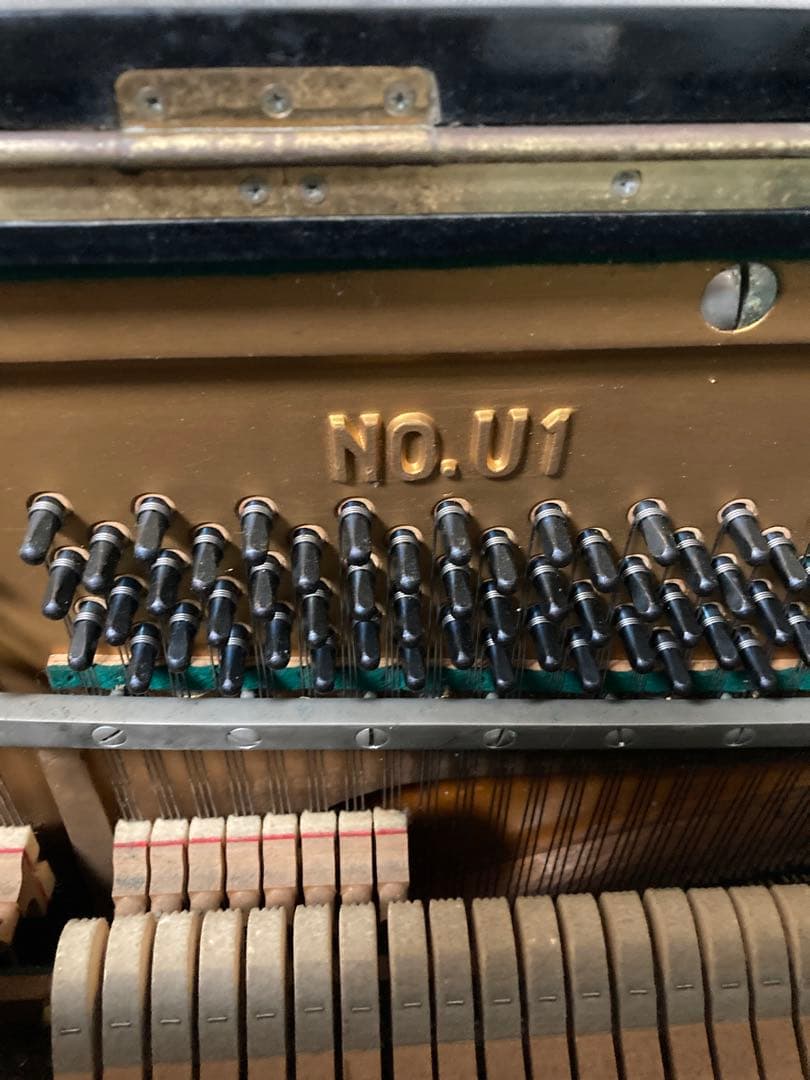 YAMAHA アップライトピアノ 鏡面仕上げ 1960s ビンテージピアノ