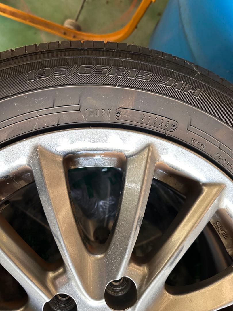 195/65R15 5スポークホイールとタイヤセット