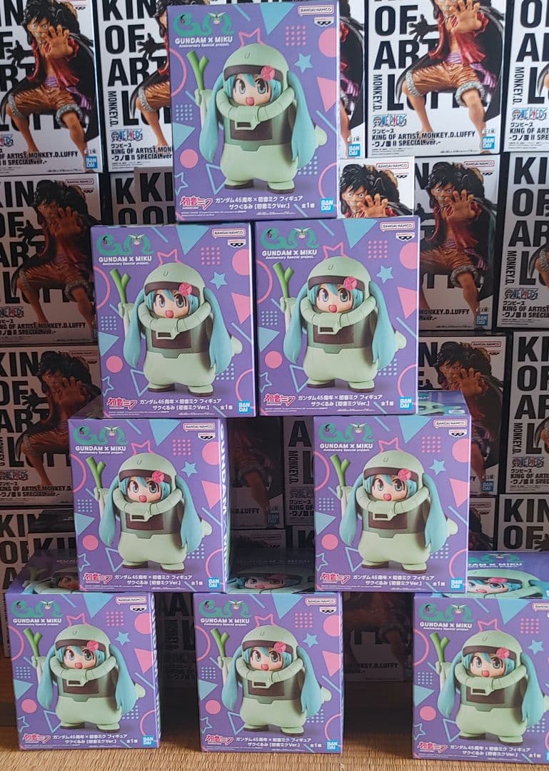 ガンダム45周年×初音ミク フィギュア ザクぐるみ 初音ミクVer.8体セット