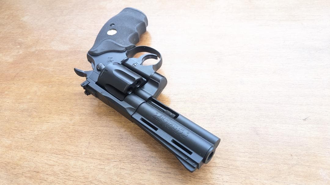 東京マルイ　コルトパイソン　357マグナム　4インチ 動作OK