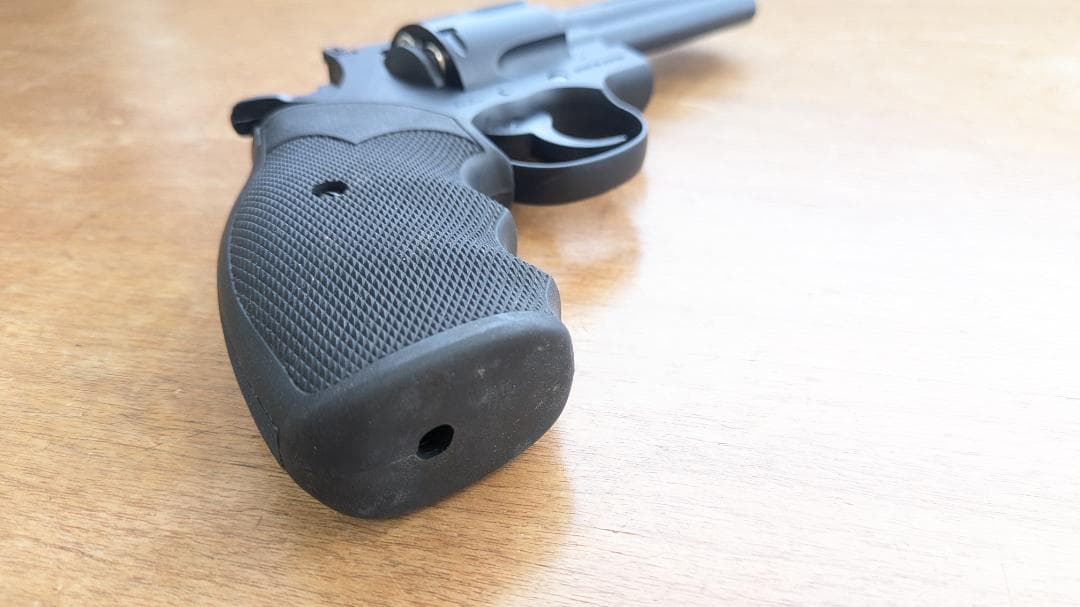 東京マルイ　コルトパイソン　357マグナム　4インチ 動作OK