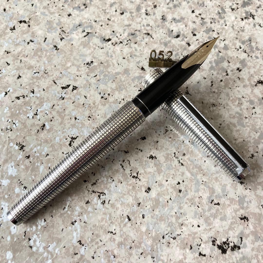 #052 オーバーホール済み 万年筆 パイロット CUSTOM 18k WG