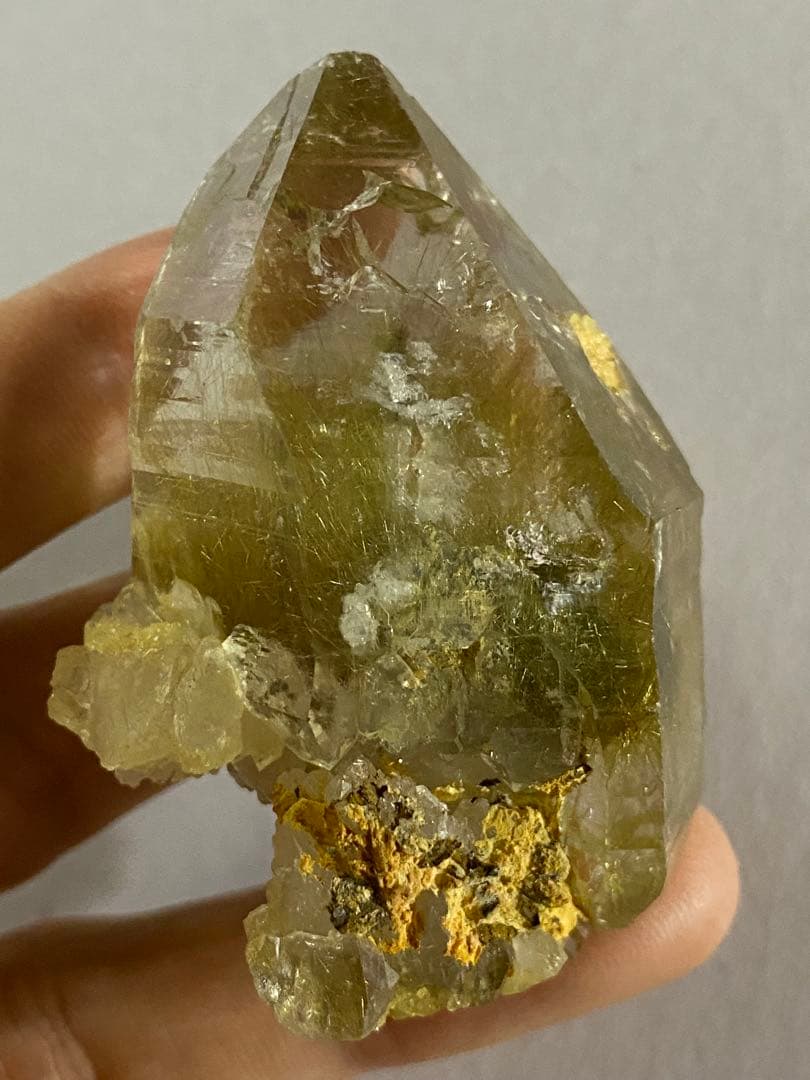 天然石　ヒマラヤ　マニハール　水晶　ルチルクォーツ　原石　レコードキーパー