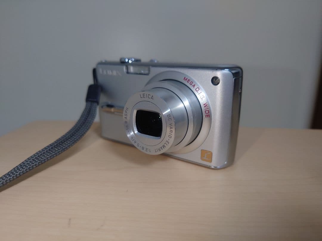 【動作良好】Panasonic DMC-FX07 CCD ライカレンズ