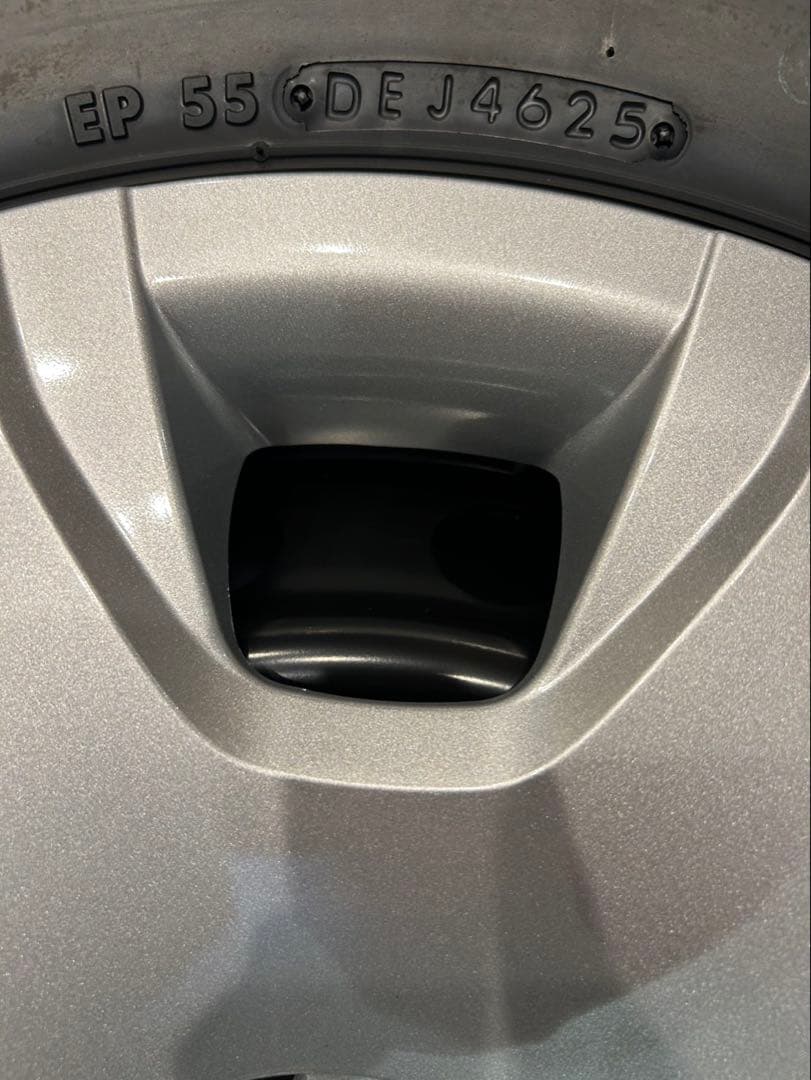 ハイエース純正タイヤ　ブリヂストン　納車時外し　4本セット