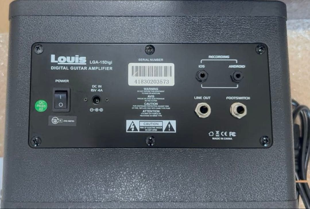 Louis LGA-15Digi ギター用アンプ