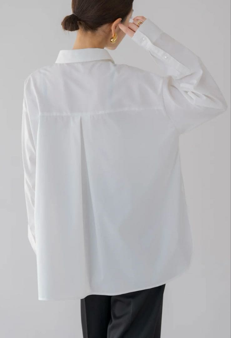 regleam リグリーム ワンポイントビッグシャツ　ホワイト×ネイビー刺繍