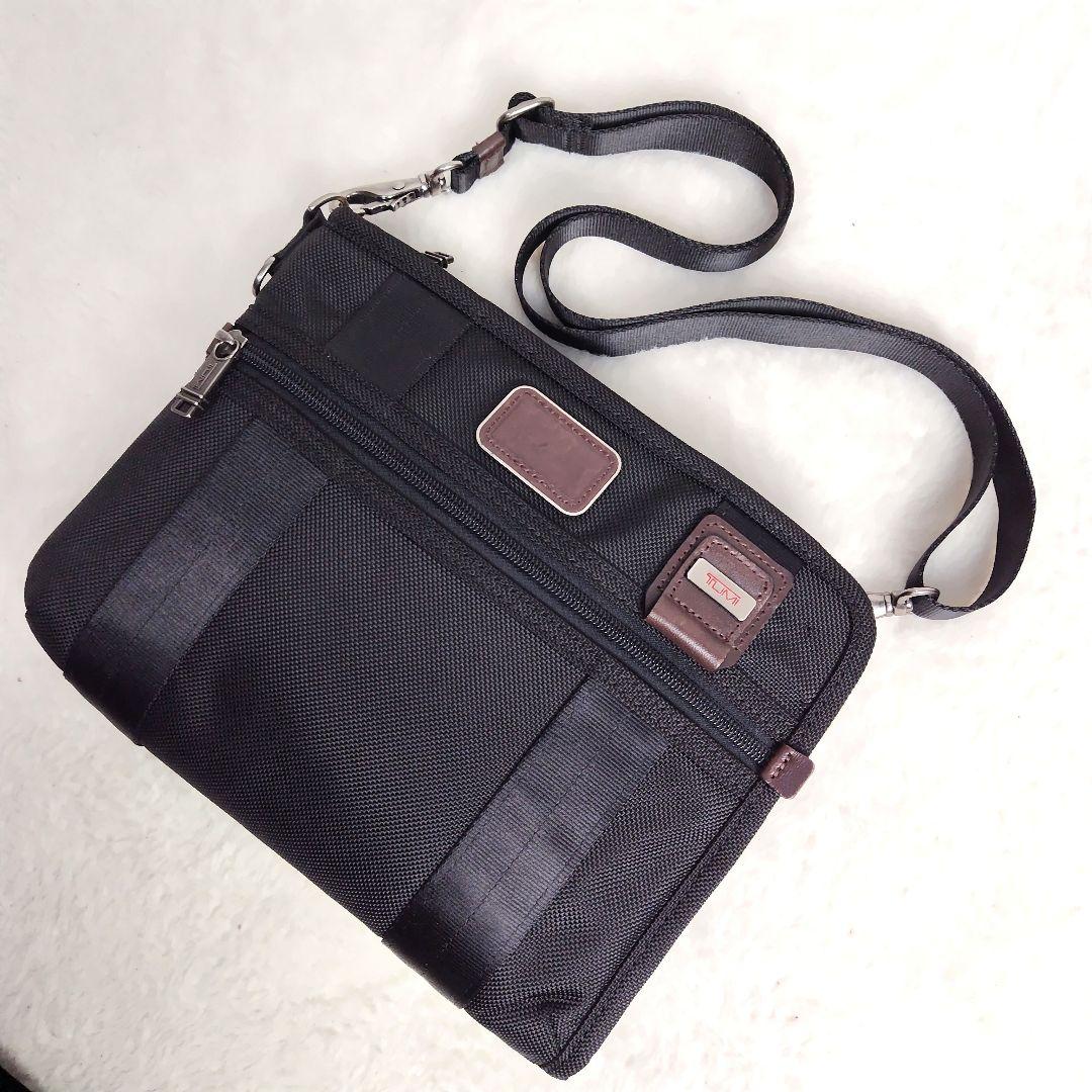 ✨超美品✨ TUMI トュミ　サコッシュ　ショルダーバック ブラック