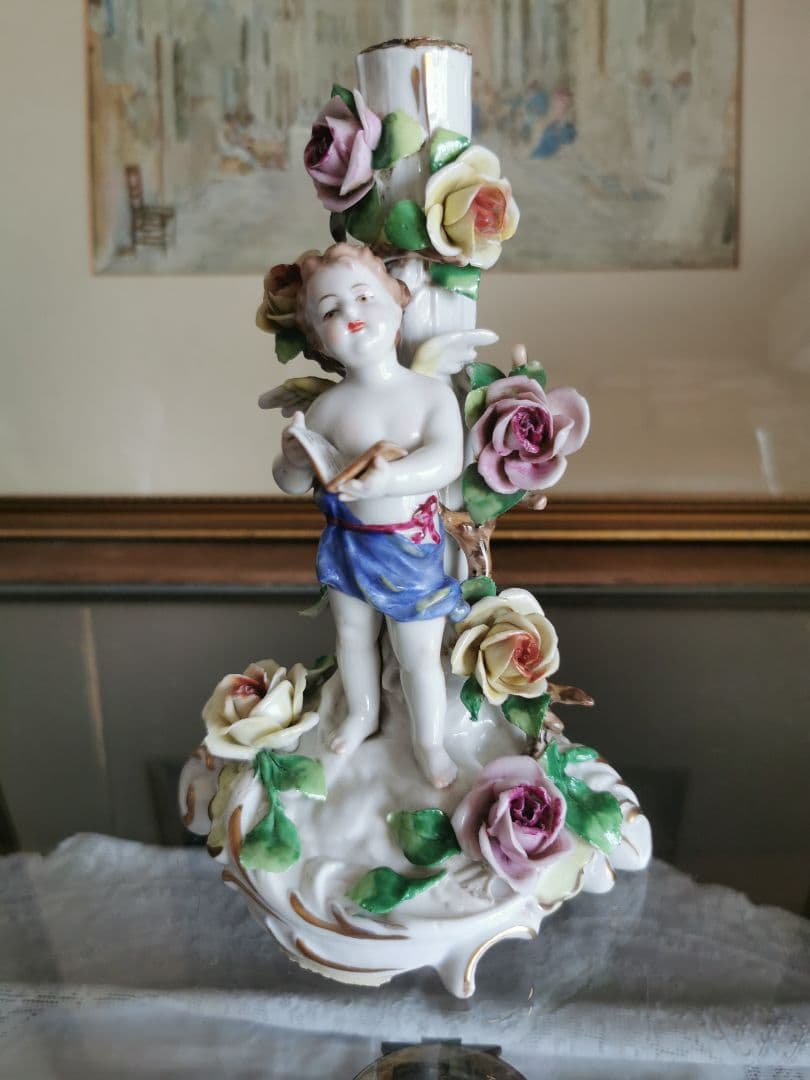 アンティーク ドイツフィギュリン 本を読むローズガーデンのエンジェル