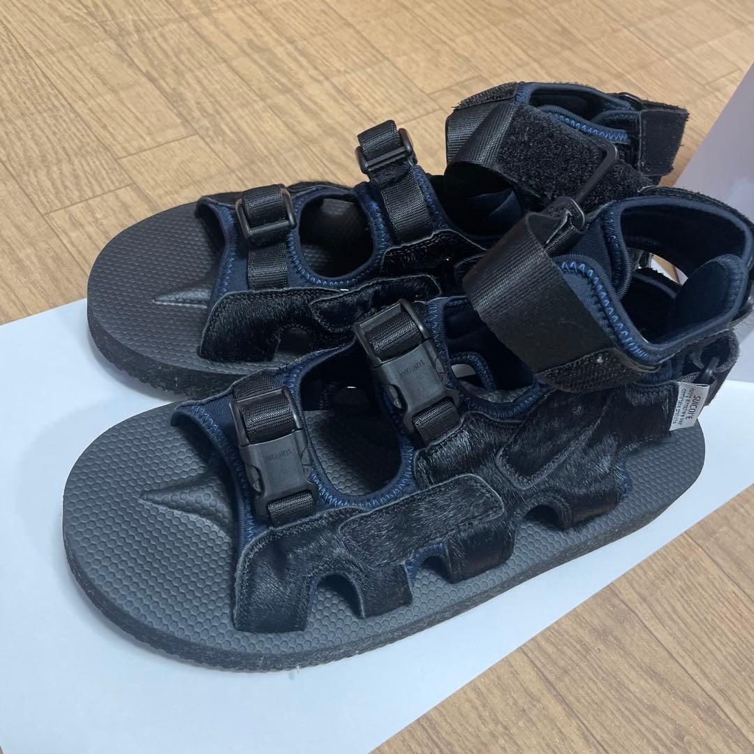 SUICOI’E ファーサンダル