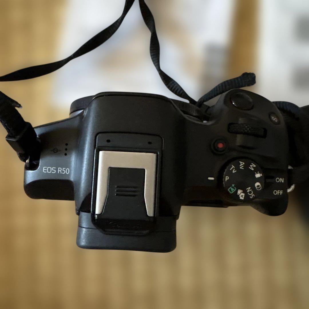 Canon EOS R50 カメラ 本体　ジャンク