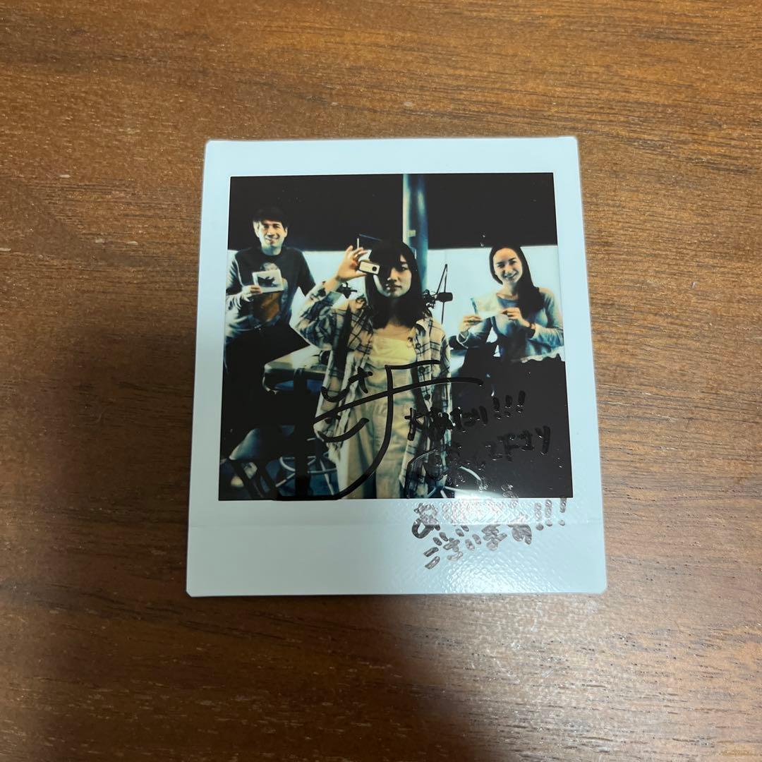 にしな サイン入りチェキ