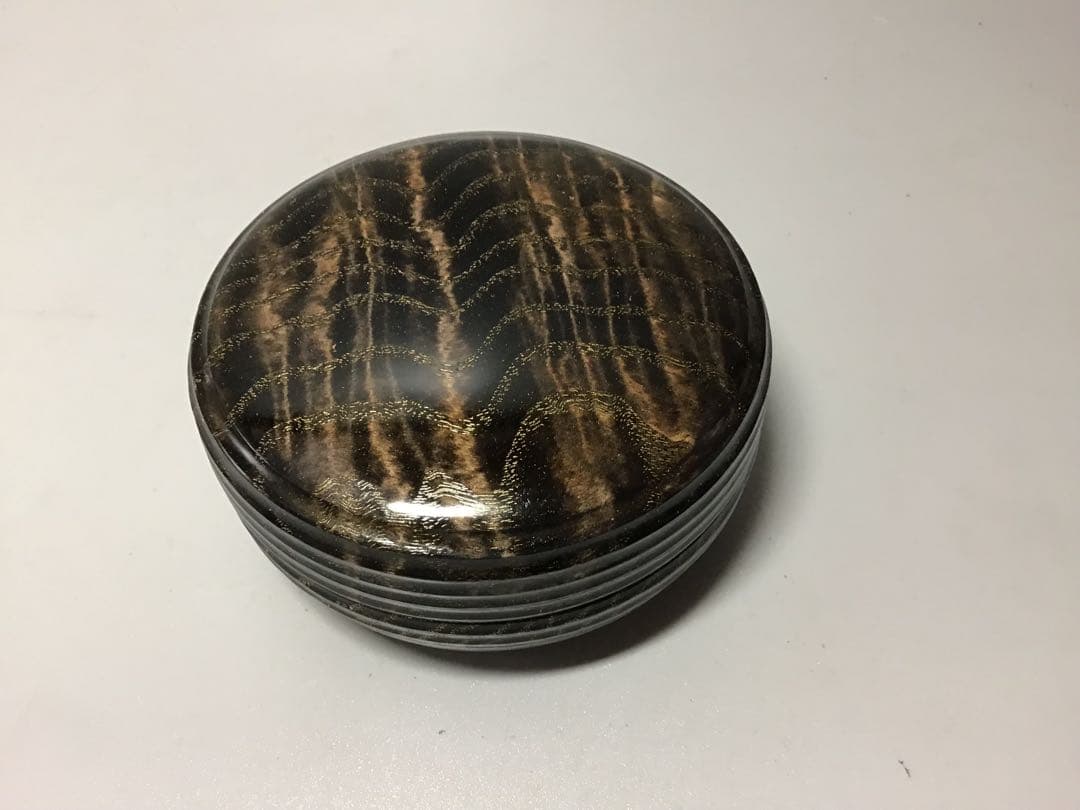 タモ玉杢　斑杢黒漆染め　沈金大香合　ミニ食蘢