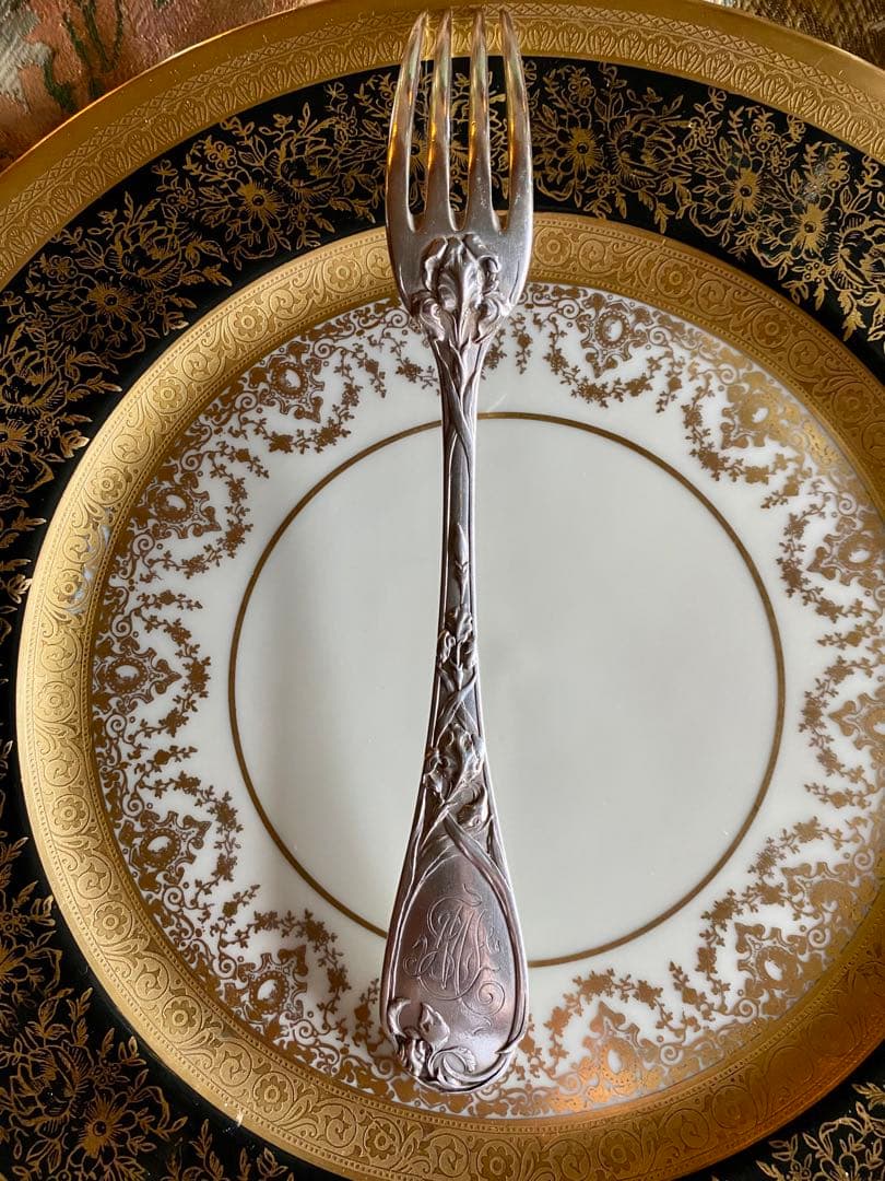 特価企画　ピュイフォルカ　アイリス　純銀ディナースプーン　フォーク各2本