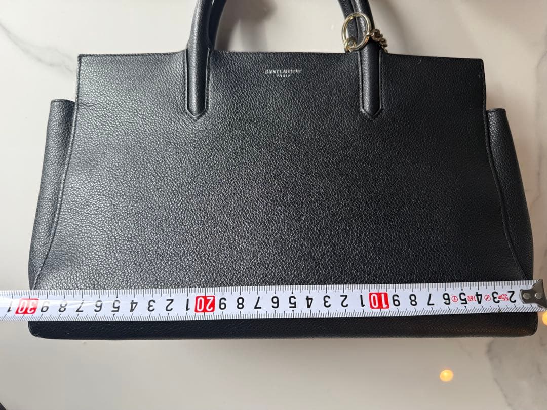 SAINT LAURENT ブラックハンドバッグ