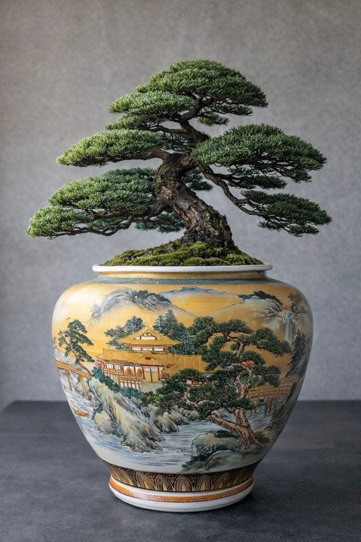 【九谷焼】大きな花瓶（壺） 金箔装飾 九谷松月作 共箱付