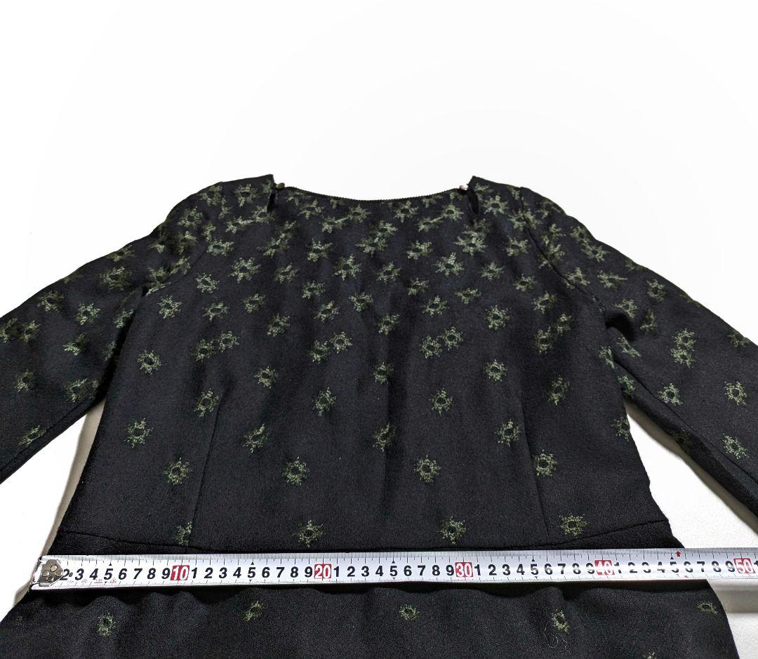 サリースコット／日本製 バルーンシルエット 刺繍入りウールワンピース ブラック黒