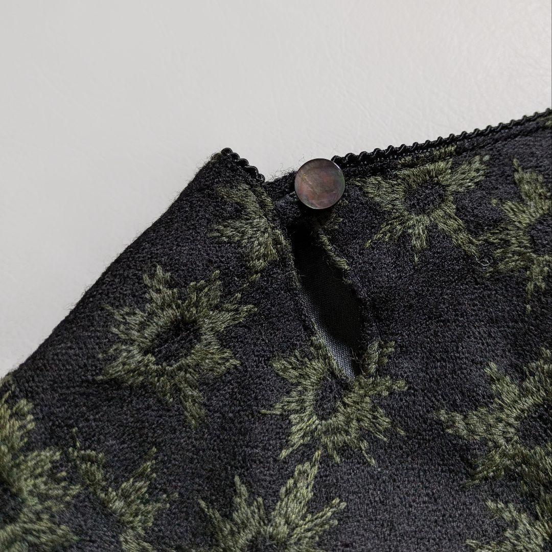 サリースコット／日本製 バルーンシルエット 刺繍入りウールワンピース ブラック黒