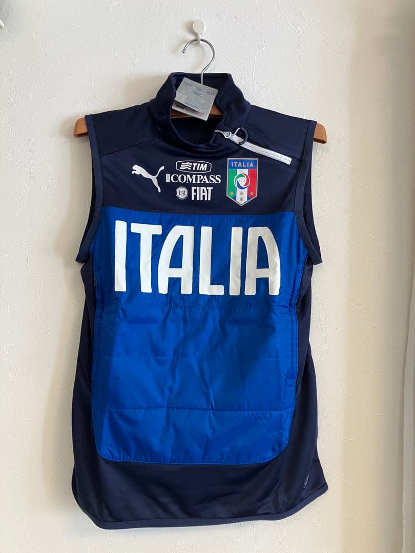 支給品イタリア代表ベスト　ユニフォーム　プーマ