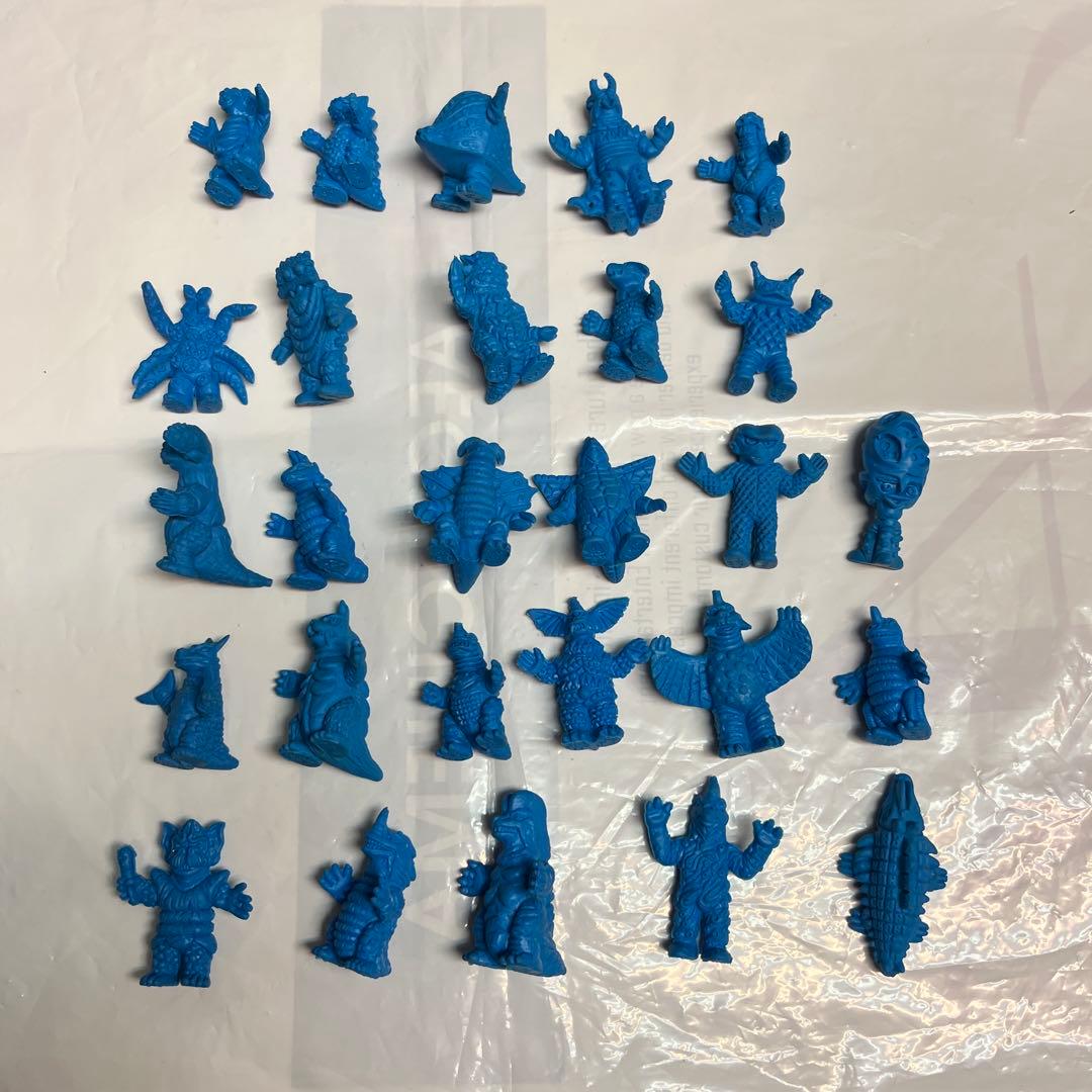 ウルトラ怪獣消しゴム青バラ売りOK⁉️