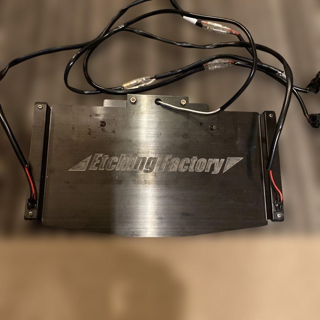 エッチングファクトリー XSR900 LEDフェンダーレスKIT