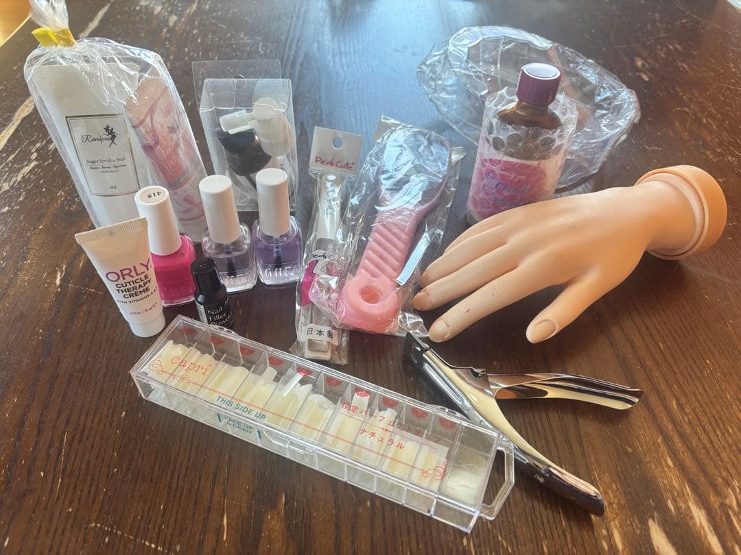 ネイルアート用品セット ハンドモデル付き