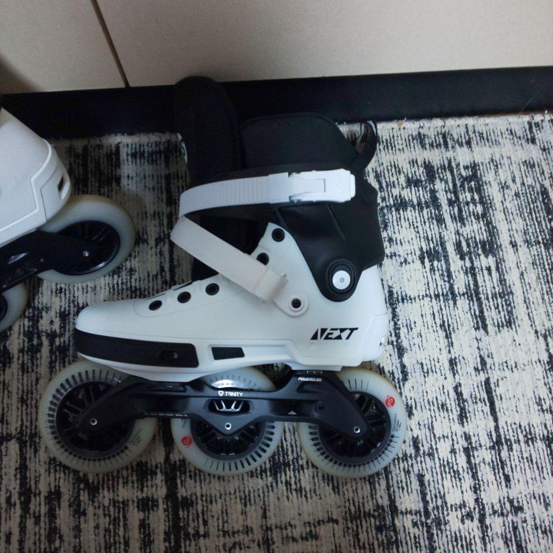 NEXT ホワイト ブラック ハードブーツ