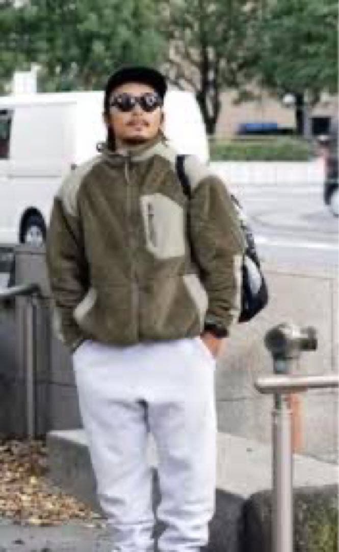 レイドジャパン　フリース　ジャケット XL オリーブグリーン　新品未使用