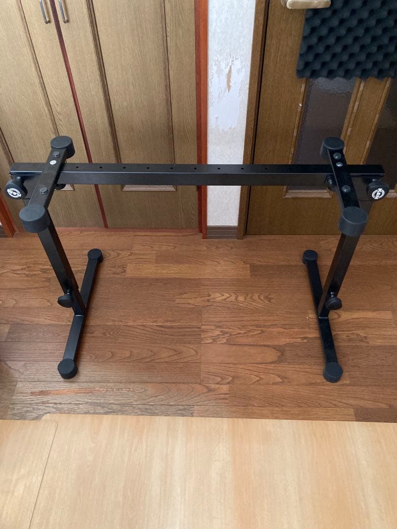 K&M 18820 キーボードスタンド Omega Pro