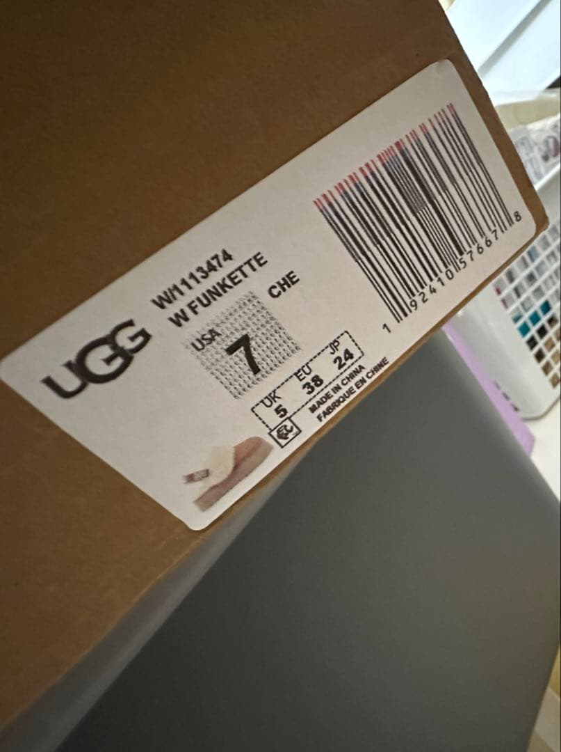 【23時59分まで】UGG Funkette ファンケット サンダル 厚底