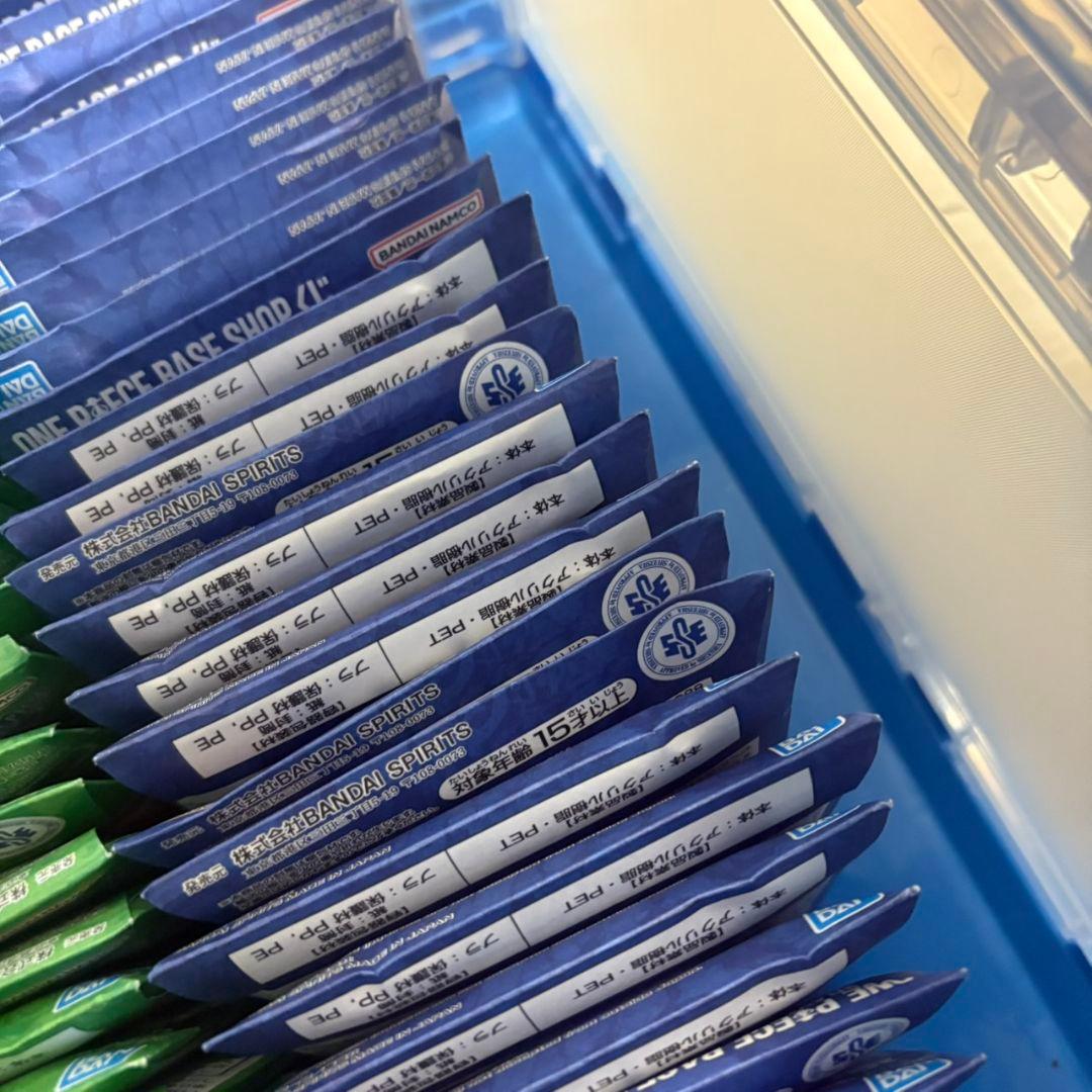 ワンピースベースショップ　アクリルブロックチャーム　7-9月　未開封28個セット